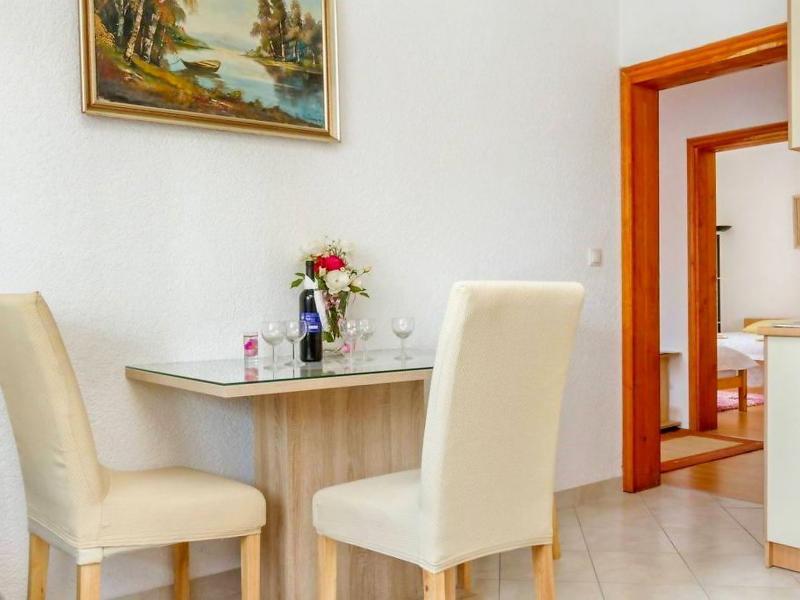 Kaštel Štafilić Apartments Damir מראה חיצוני תמונה
