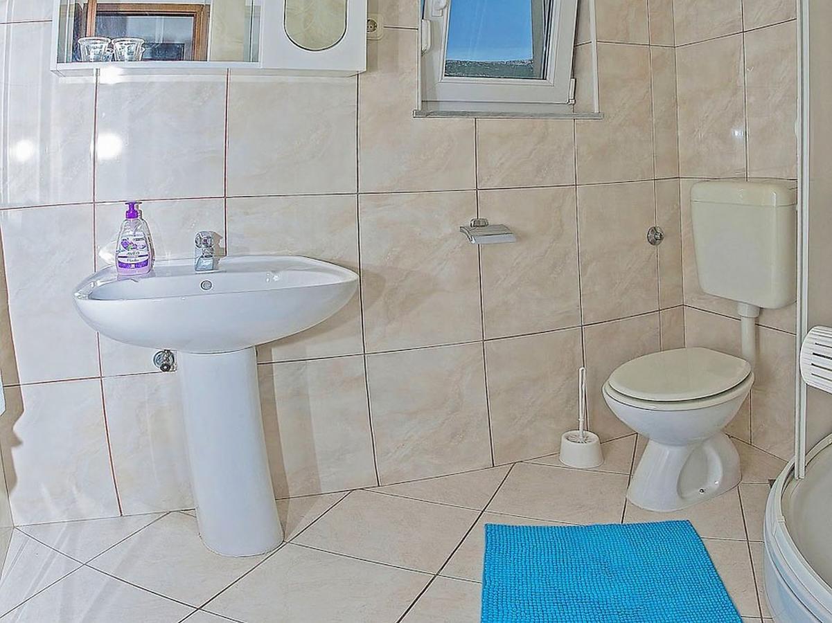 Kaštel Štafilić Apartments Damir מראה חיצוני תמונה