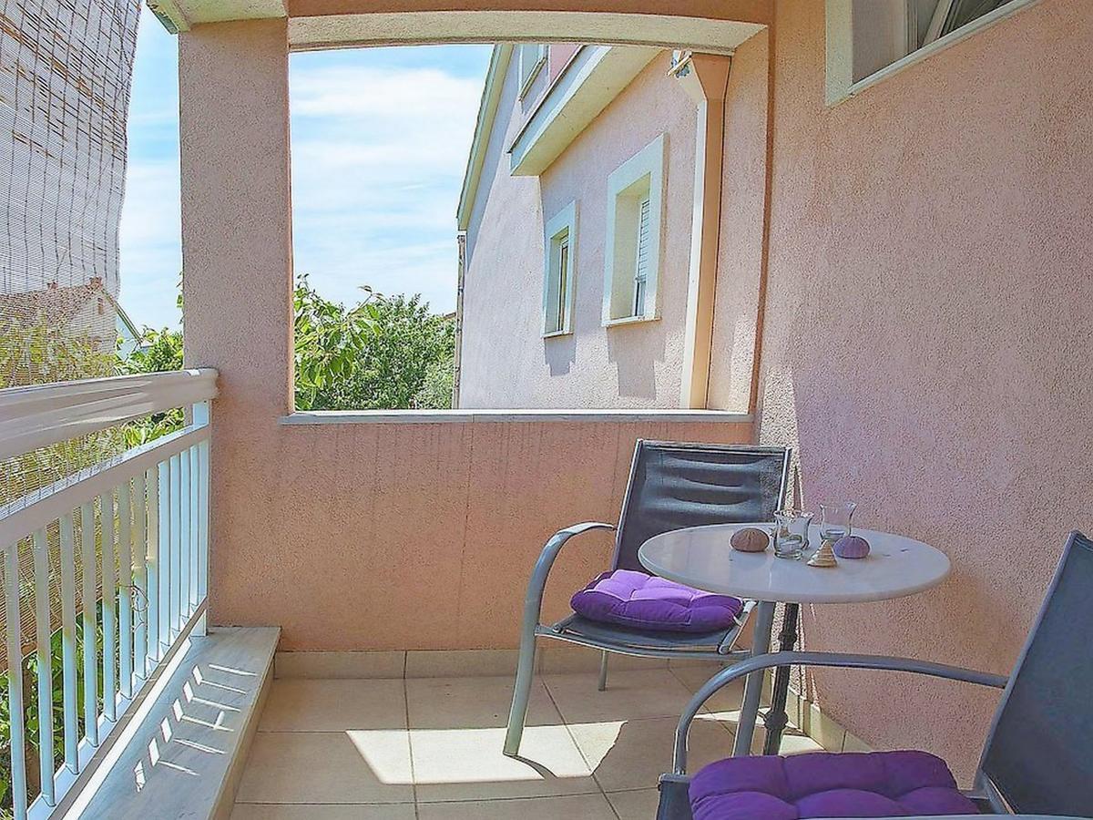Kaštel Štafilić Apartments Damir מראה חיצוני תמונה