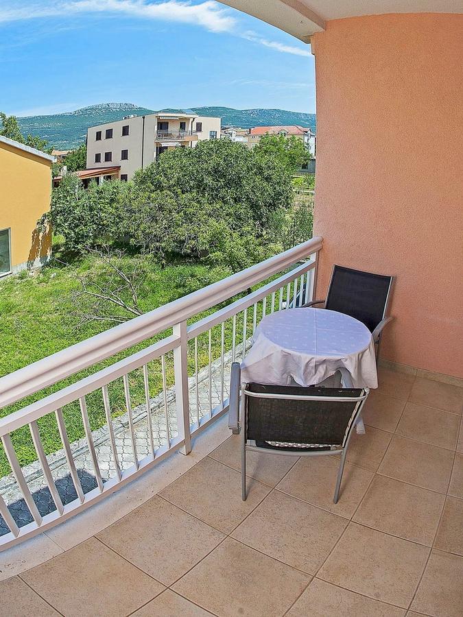 Kaštel Štafilić Apartments Damir מראה חיצוני תמונה